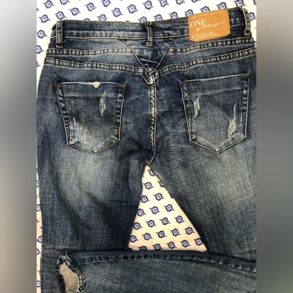 ONE X ONETEASPOON  Size 29   2% Spandex Hoodlums bowed leg - Picture 9 of 10